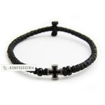 Κομποσκοίνια μαύρα κερωμένα φέρει μεταλλικό σταυρό με γέμισμα σε διάφορα χρώματα και χάντρα σε διάφορα χρώματα